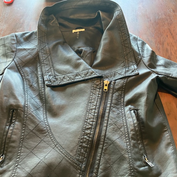 Buffalo David Bitton Jackets & Blazers - BUFFALO FAUX LEATHER JACKET SIZE LARGE